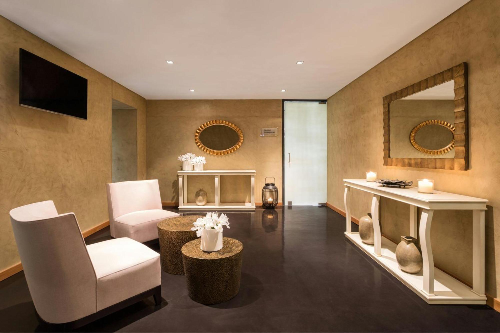 Hotel Sheraton - & Residences
