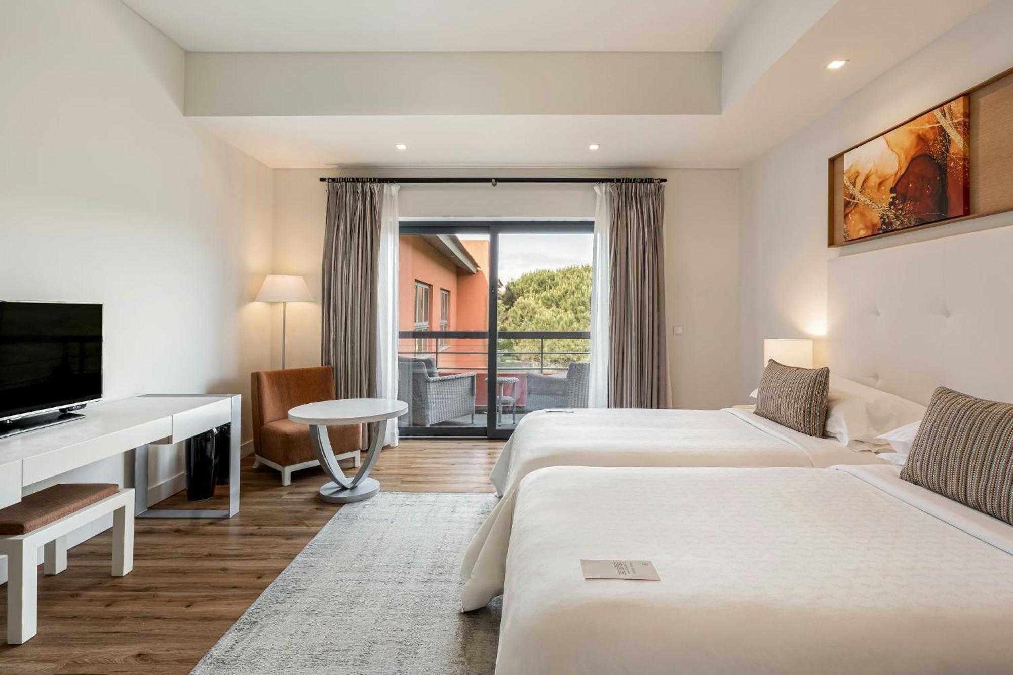 Sheraton - & Residences Cascais