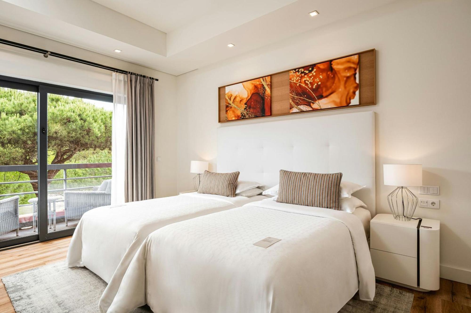 Sheraton - & Residences 5*